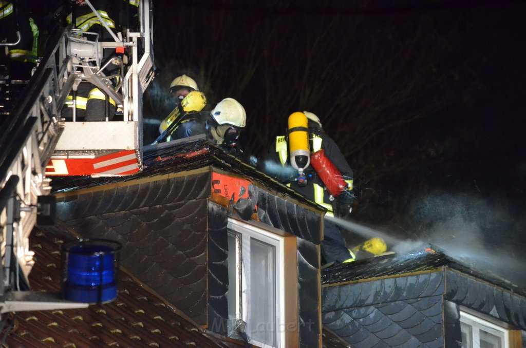 Feuer 2 Koeln Junkersdorf Salzburgerweg P149.JPG - Miklos Laubert